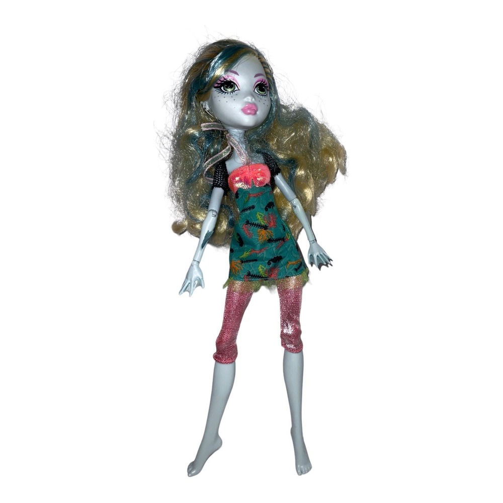 Lagoona Blue Monster High Doll 2008 Picture Day Mattel Missing Pieces